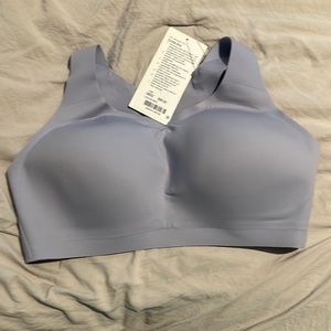38DD NWT BRAND NEW Enlite Bra - Lululemon